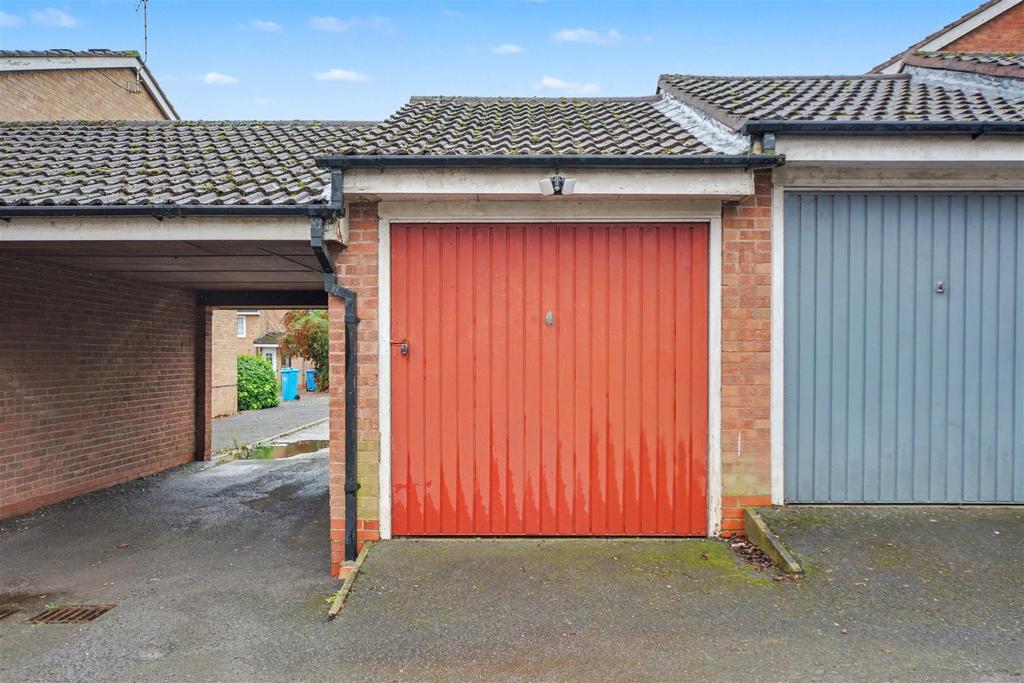 Garage.jpeg