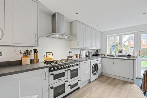 4 bedroom detached house for sale, Sharp Close, Long Eaton