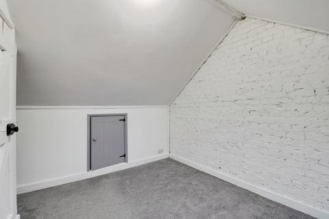 undefined, Broadway, Leigh-on-sea, SS9
