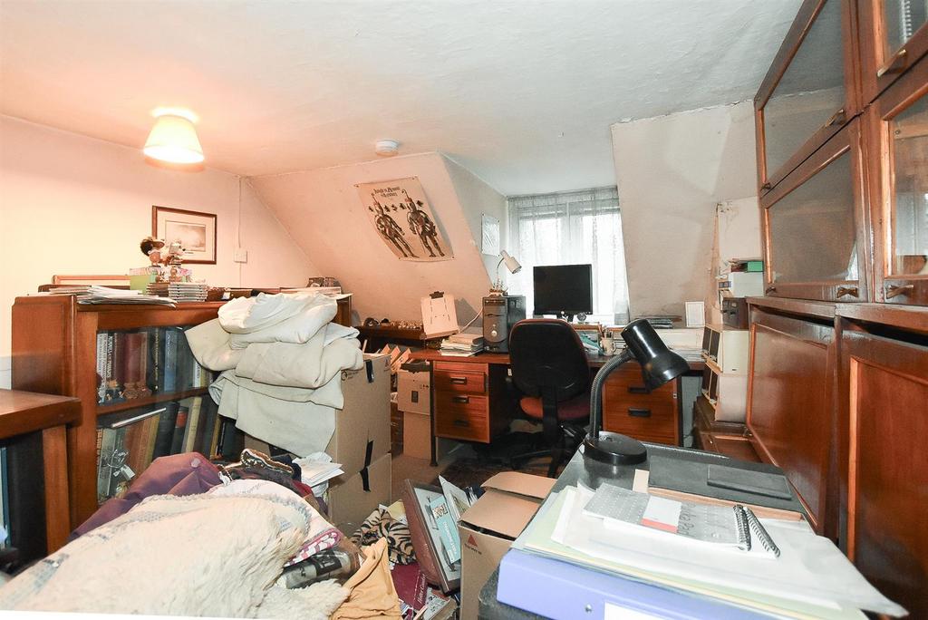 Bedroom 2.jpg