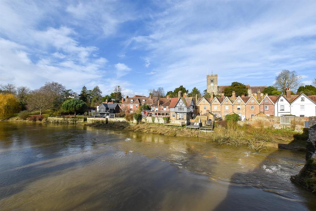 Aylesford Village.jpg