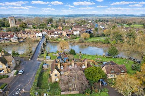 2 bedroom terraced house for sale, Station Road, Aylesford