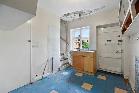 2 bedroom terraced house for sale, Station Road, Aylesford