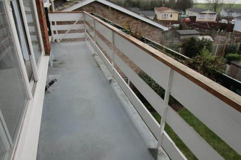 2 bedroom flat for sale, Blackgate Road, Southend On Sea