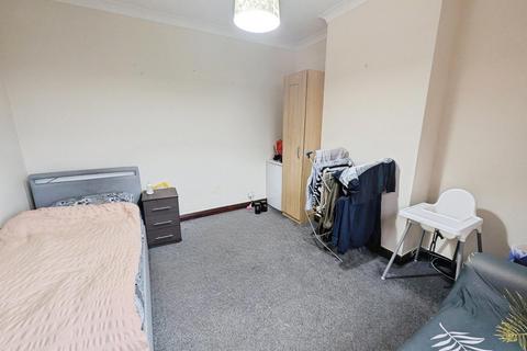 1 bedroom apartment to rent, Slade Lane, Greater Manchester M19