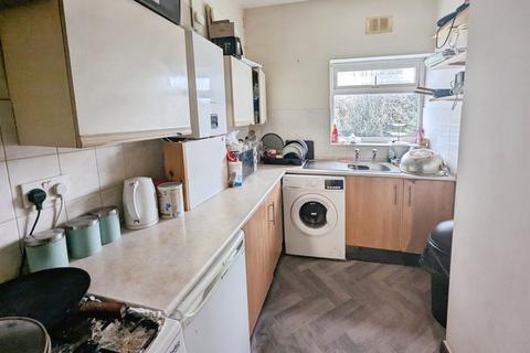 1 bedroom apartment to rent, Slade Lane, Greater Manchester M19