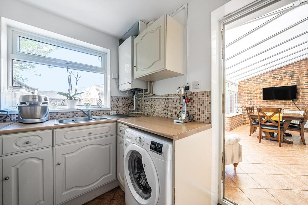 Utility Room (1)