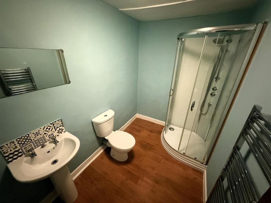 Ensuite
