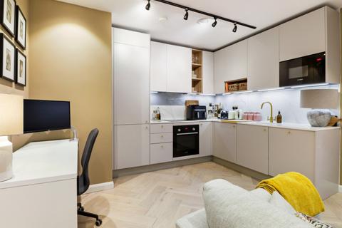 1 bedroom flat for sale, Ravensbury Terrace, London, SW18