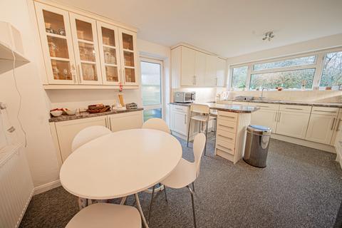 undefined, Gatesmead, Haywards Heath, RH16