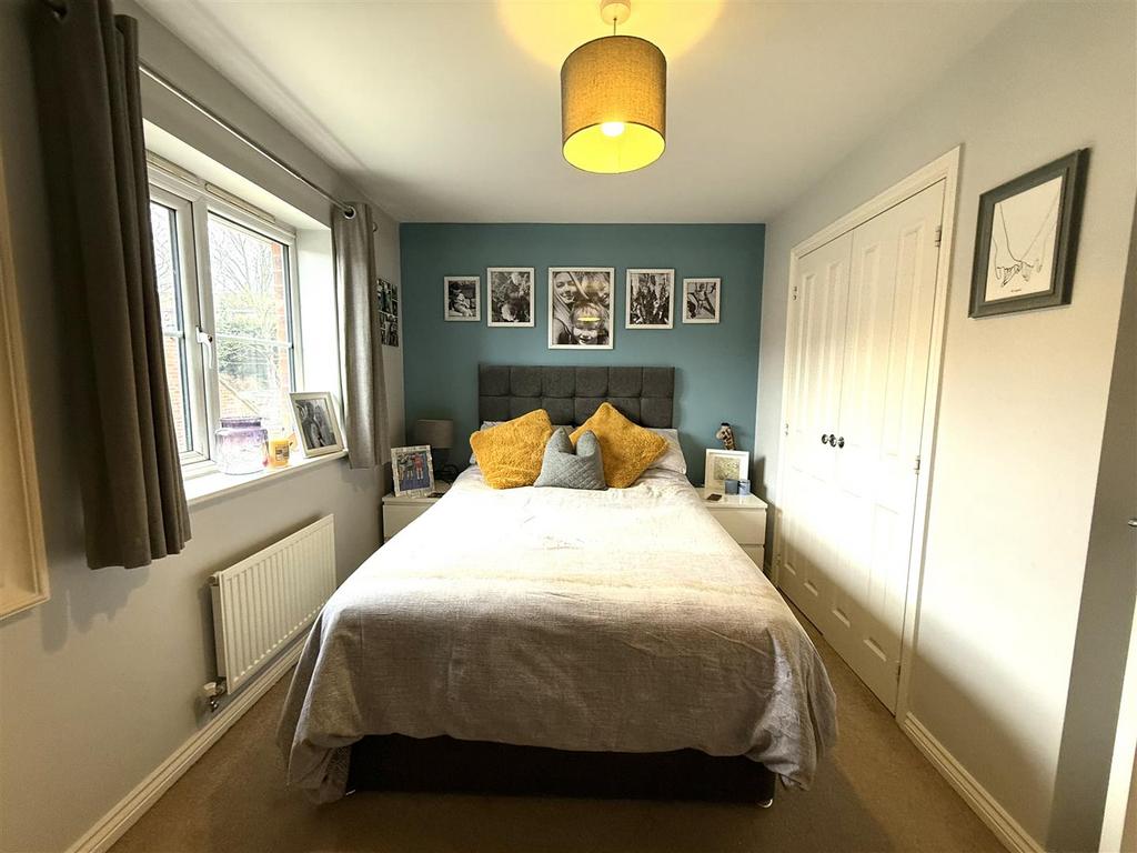 81 levett bed.jpeg