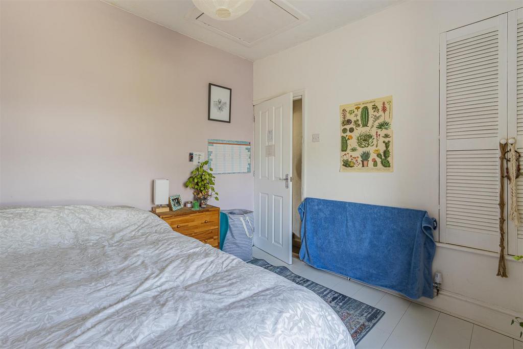 Inverness Place 34-12.jpg