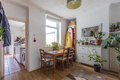 undefined, Inverness Place, Cardiff CF24