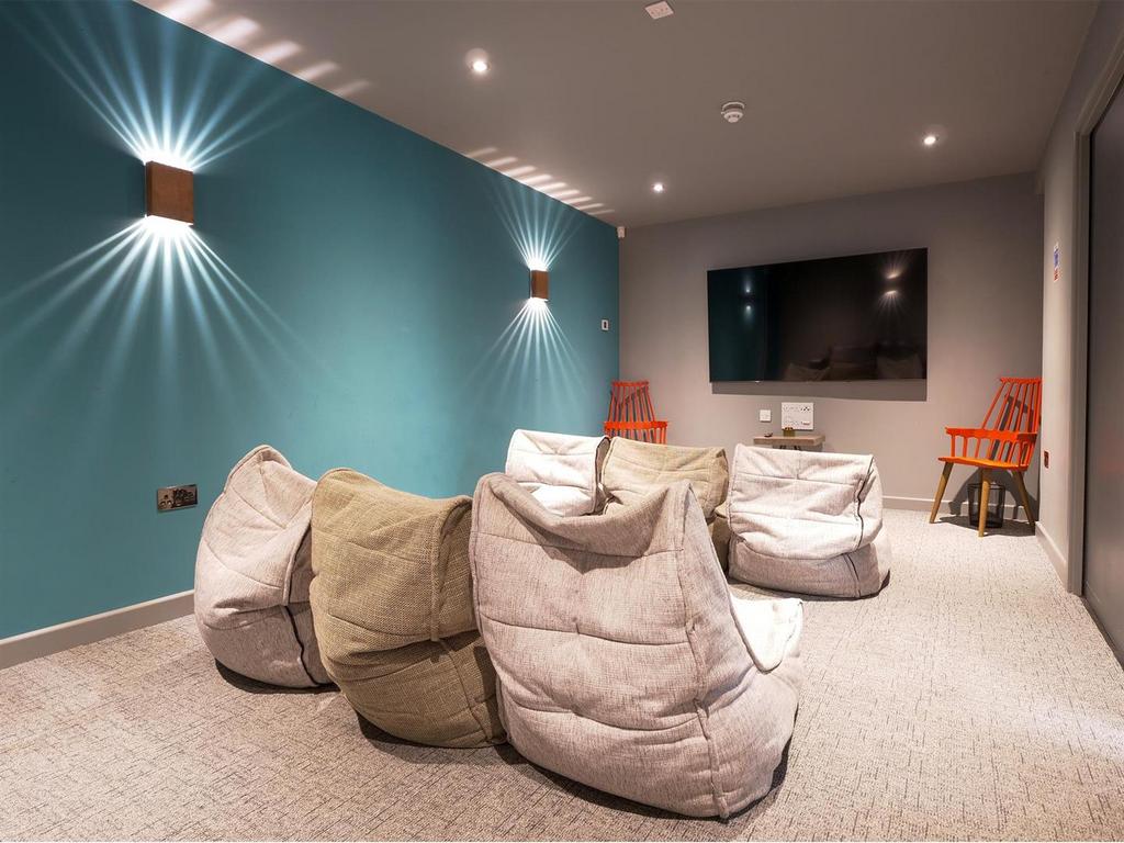 Fitzhugh Street, Southampton SO15 - More