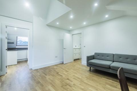 1 bedroom flat to rent, Old Church Court, Grove Road