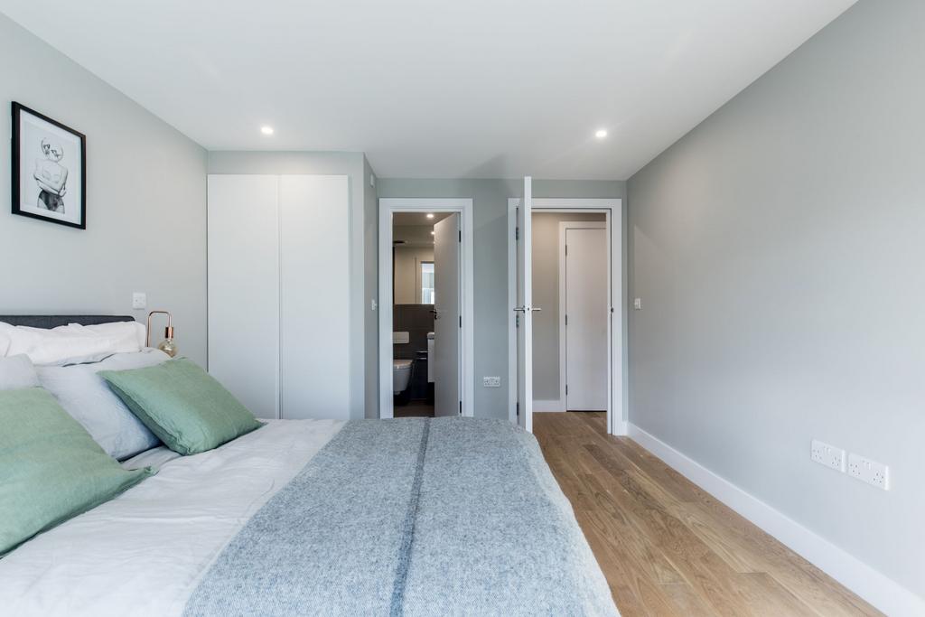 Bedroom (example)