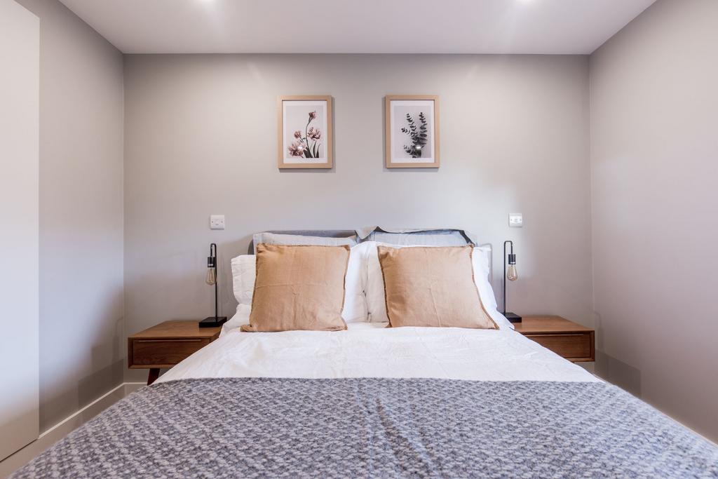 Bedroom (example)