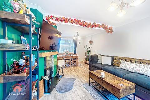 undefined, Broad Hey, Bootle L30