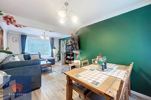undefined, Broad Hey, Bootle L30