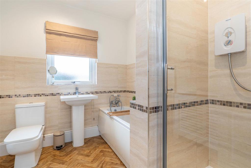 Bedroom Two Ensuite