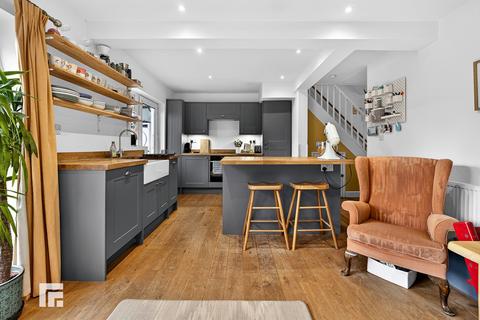 undefined, Ty-Newydd, Whitchurch, Cardiff