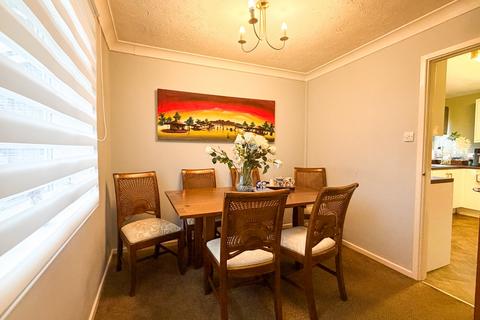 4 bedroom detached bungalow for sale, Kerridges, East Harling, Norwich, Norfolk, NR16 2QB