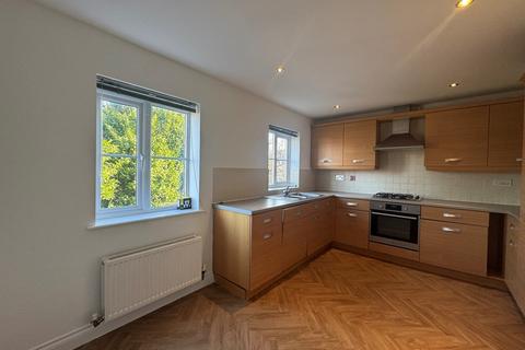 3 bedroom townhouse to rent, Elton Lane, Woodlaithes, Rotherham, S66 3RU