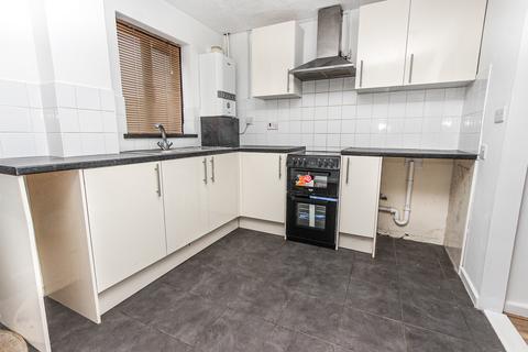 2 bedroom semi-detached house to rent, Weldon Close, Wellingborough NN8