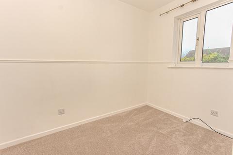 2 bedroom semi-detached house to rent, Weldon Close, Wellingborough NN8