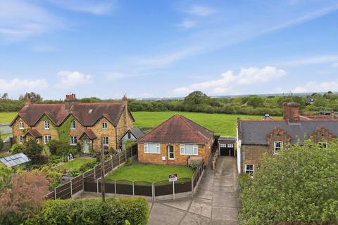 3 bedroom detached bungalow for sale, Woodgreen Road, Waltham Abbey