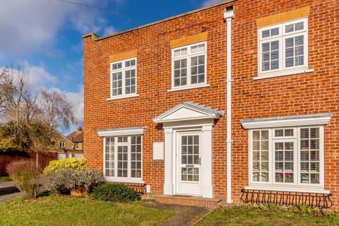 undefined, Dunboe Place, Shepperton, TW17
