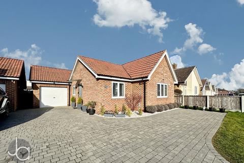 3 bedroom detached bungalow for sale, Mill Road, Colchester