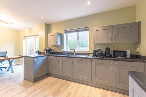 4 bedroom detached house for sale, Thorpe Willoughby, Selby YO8