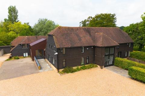 Office to rent, Hythe Rd Smeeth TN25 6SS
