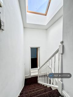 2 bedroom flat to rent, Godwin Road, Cliftonville, Margate, CT9
