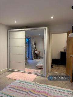2 bedroom flat to rent, Algar Road, London, TW7