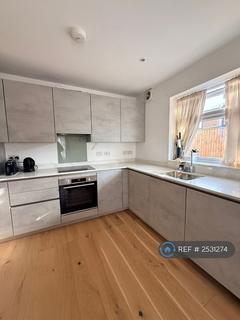 undefined, Algar Road, London, TW7