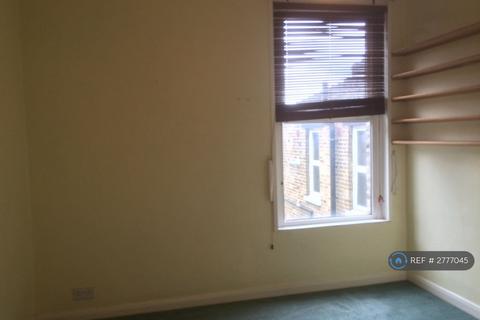 2 bedroom flat to rent, Sydenham, London, SE26