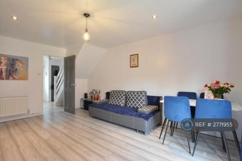 2 bedroom terraced house to rent, Hunstanton Close, Ifield, Crawley, RH11