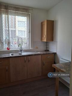 1 bedroom flat to rent, Coronation Road, Chatham, ME5