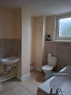 1 bedroom flat to rent, Coronation Road, Chatham, ME5