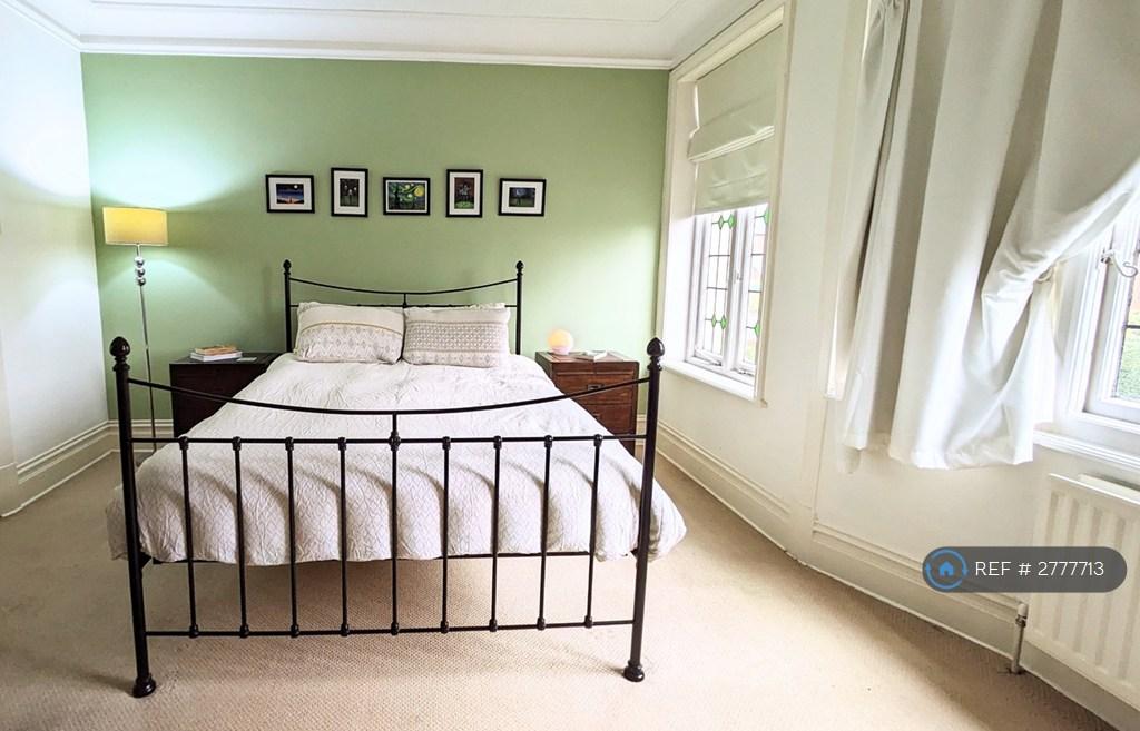 Main Bedroom