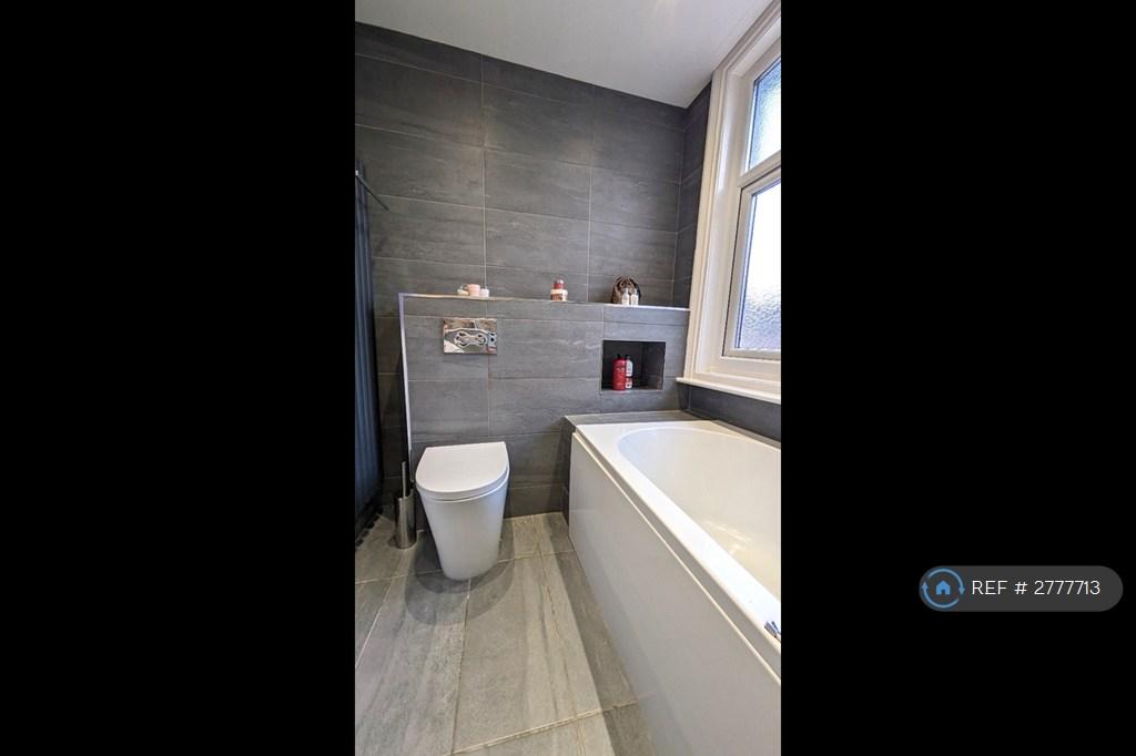 Extra-Large Bath