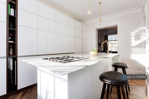 2 bedroom flat to rent, Chadwell Street, London, EC1R