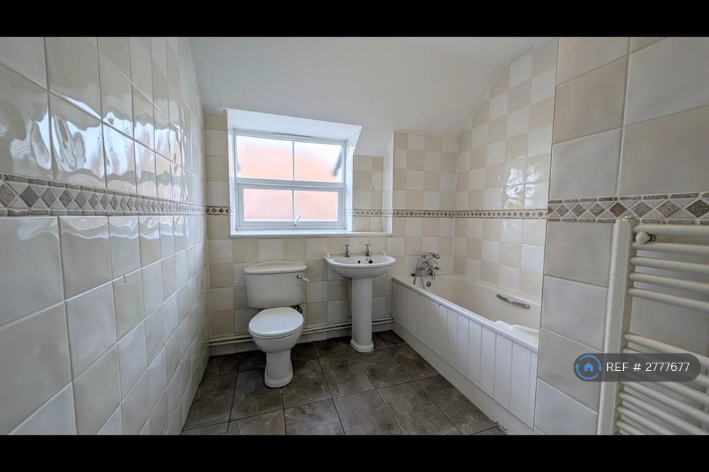 Main Bathroom