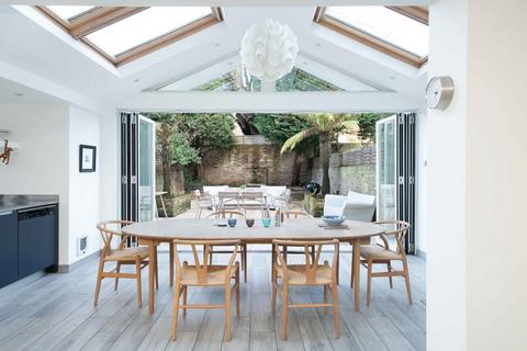 5 bedroom semi-detached villa for sale, Brackenbury Gardens W6