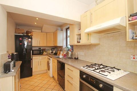 undefined, Braund Avenue, Greenford