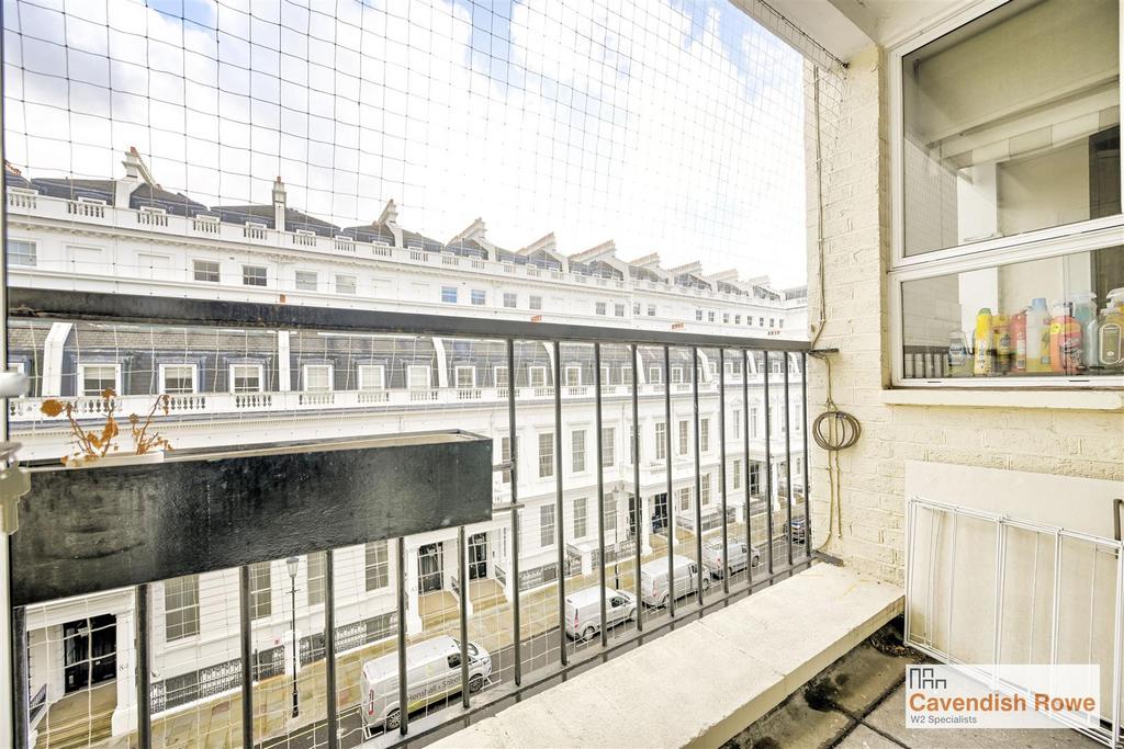 Balcony (Heron Court).jpg