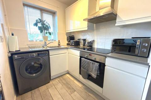 undefined, Bushmead, Luton LU2