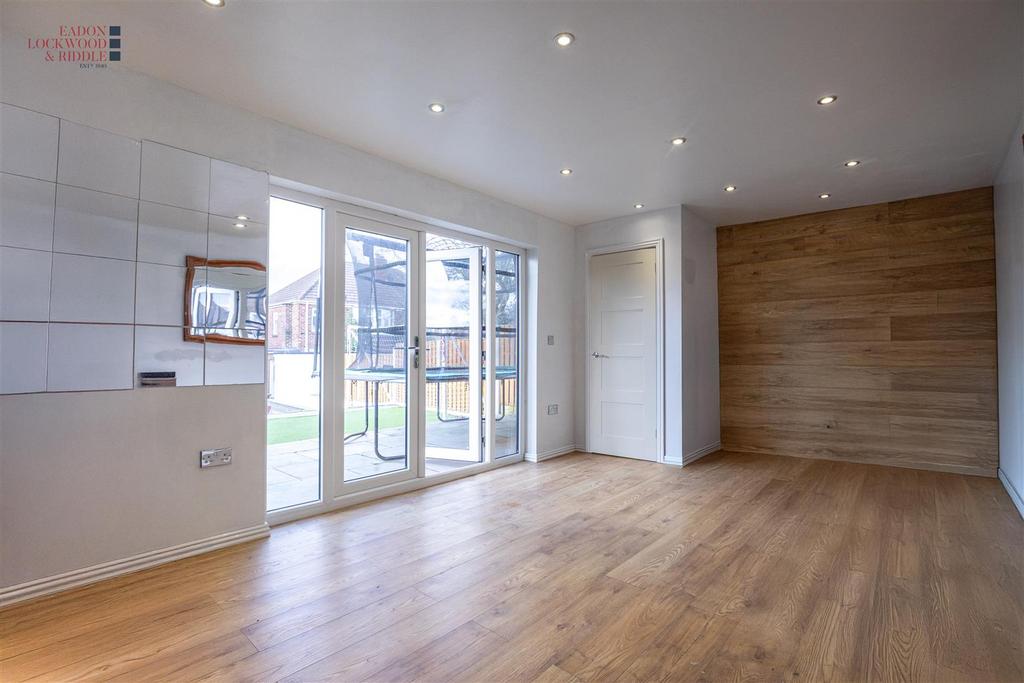 Garden room